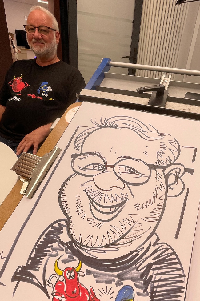 Klassische Karikaturen bei Filialeröffnung